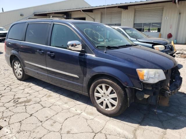 2012 Chrysler Town & Country Touring L