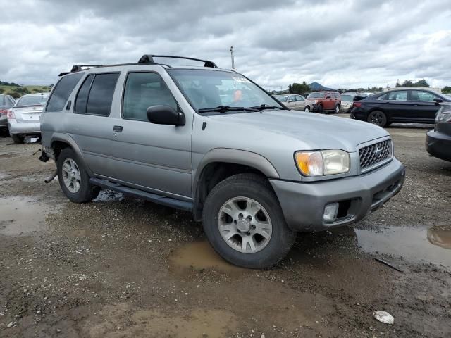 2000 Nissan Pathfinder LE