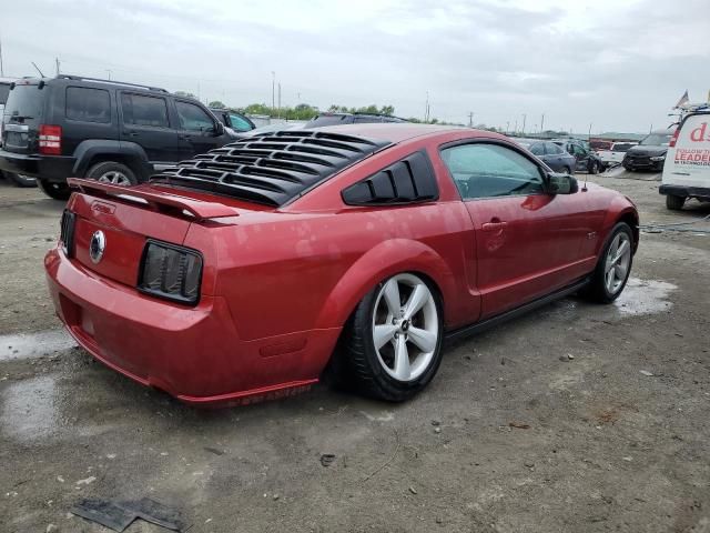 2005 Ford Mustang