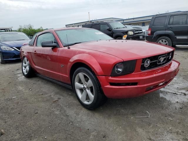 2005 Ford Mustang