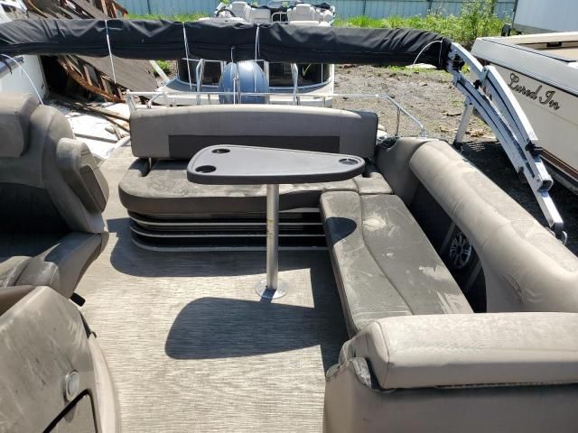 2019 Bennche Pontoon