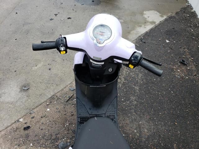 2022 Genuine Scooter Co. Buddy 125