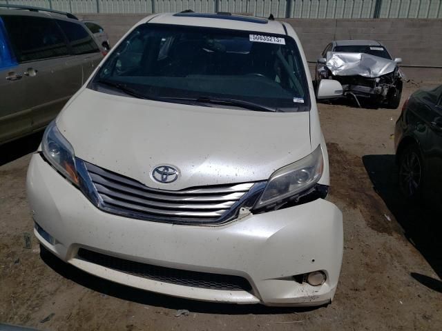 2017 Toyota Sienna XLE