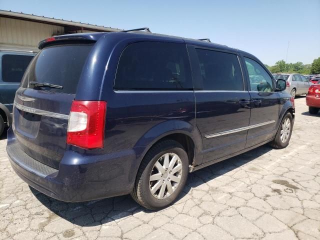 2012 Chrysler Town & Country Touring L