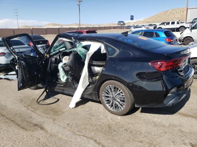 2023 KIA Forte GT Line