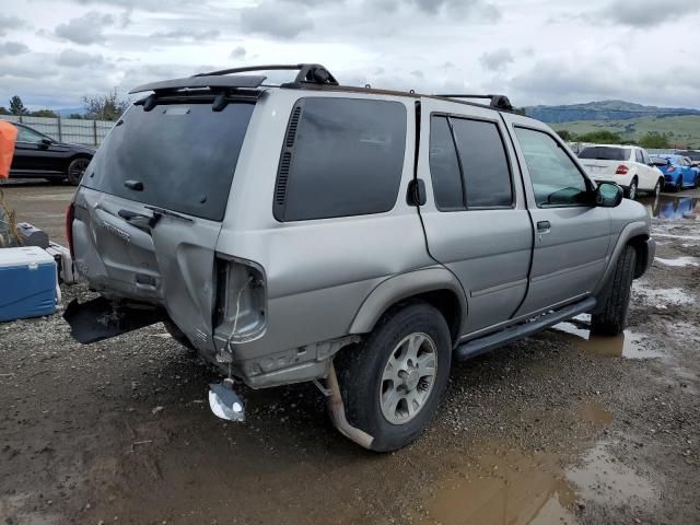 2000 Nissan Pathfinder LE