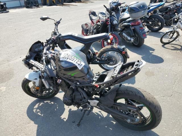 2022 Kawasaki EX650 N