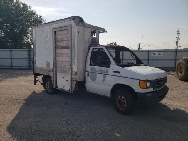 2003 Ford Econoline E350 Super Duty Cutaway Van