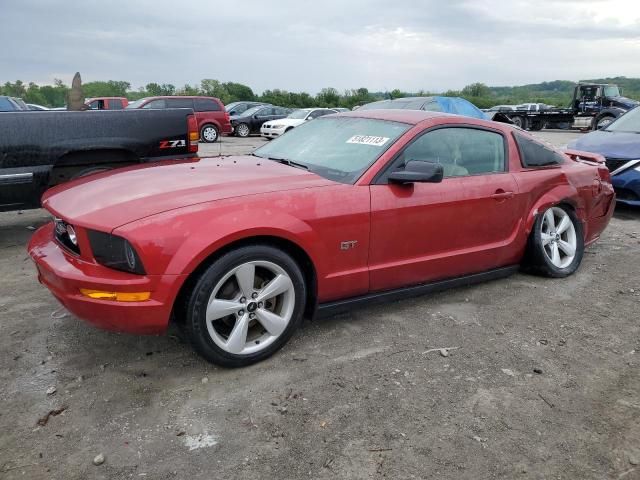 2005 Ford Mustang