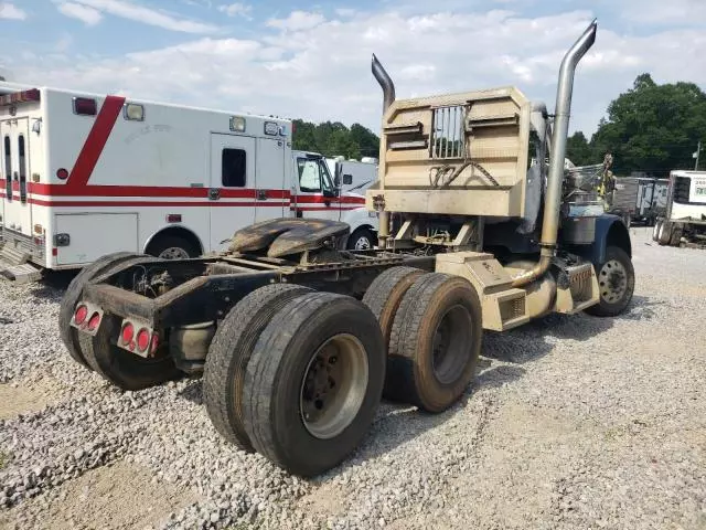 1999 Peterbilt 379