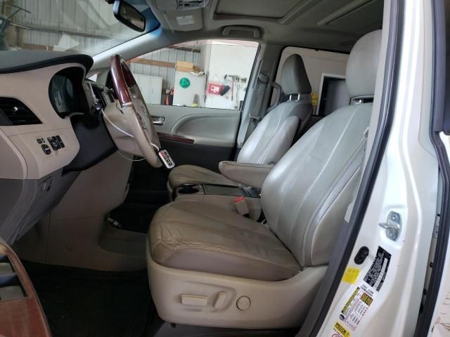 2012 Toyota Sienna XLE