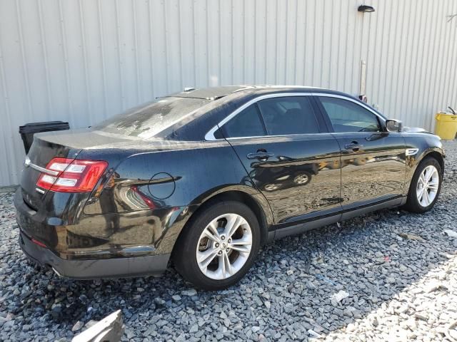 2015 Ford Taurus SE