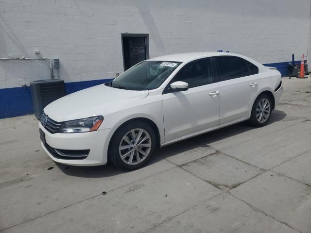 2013 Volkswagen Passat S