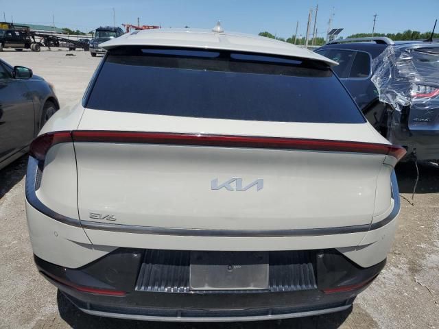 2022 KIA EV6 Light