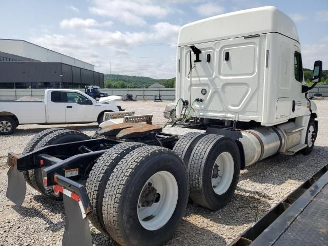 2019 Freightliner Cascadia 125