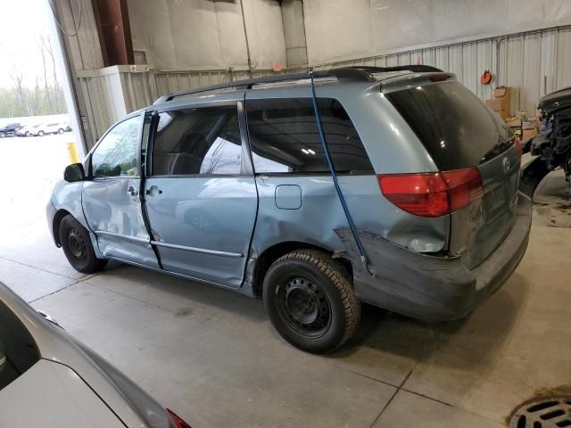 2005 Toyota Sienna CE