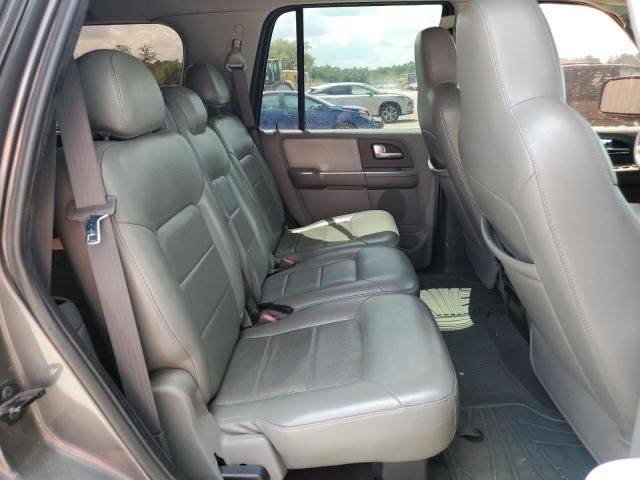 2004 Ford Expedition XLT