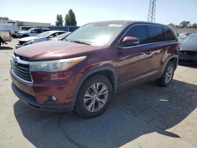 2015 Toyota Highlander LE