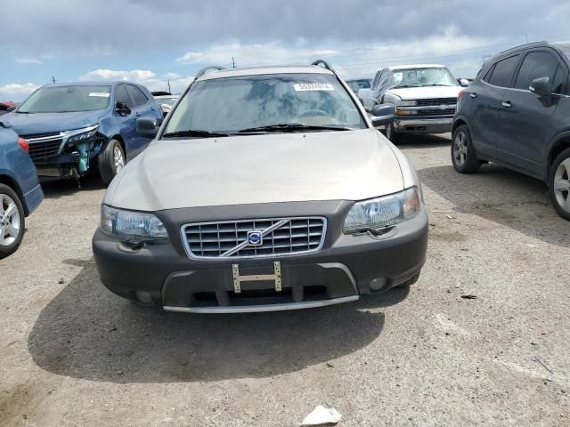 2004 Volvo XC70