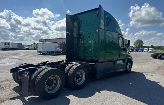 2018 Freightliner Cascadia 125