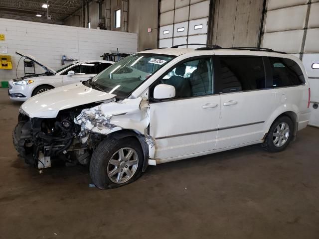 2010 Chrysler Town & Country Touring