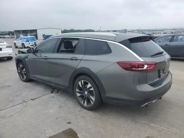 2019 Buick Regal Tourx Essence