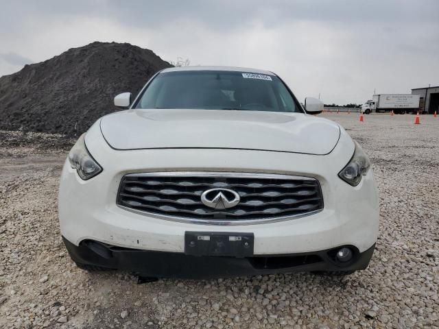 2011 Infiniti FX35