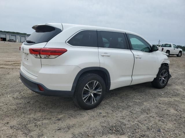 2018 Toyota Highlander LE