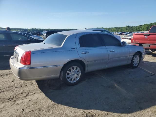 2009 Lincoln Town Car Signature Limited