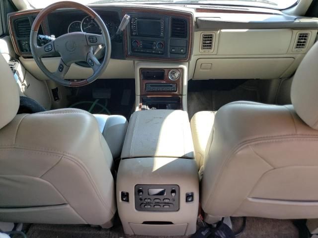 2003 Cadillac Escalade Luxury