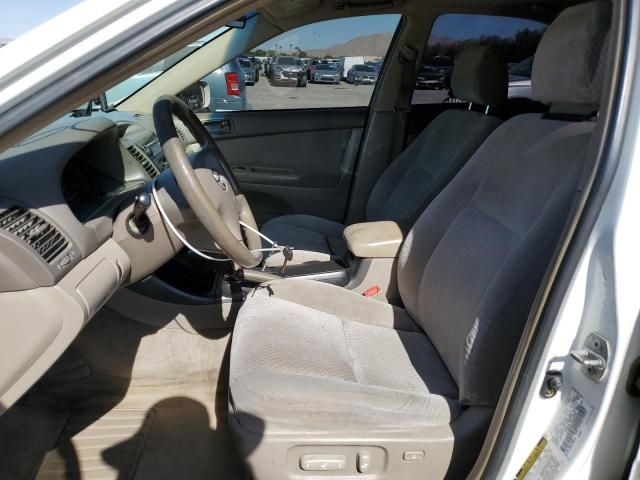 2004 Toyota Camry LE