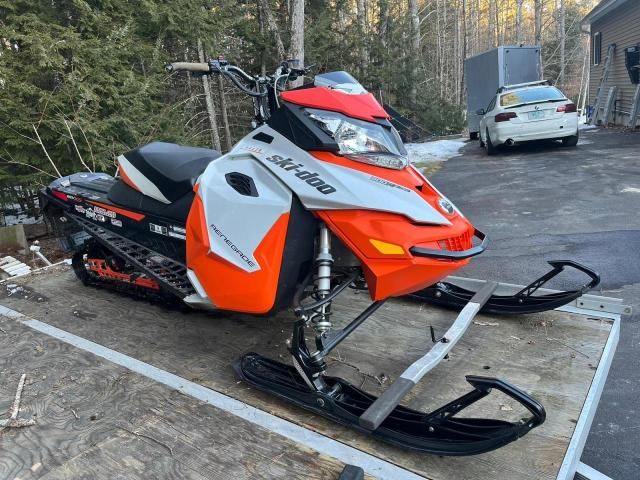 2015 Skidoo Renegade