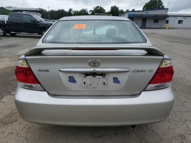 2005 Toyota Camry LE