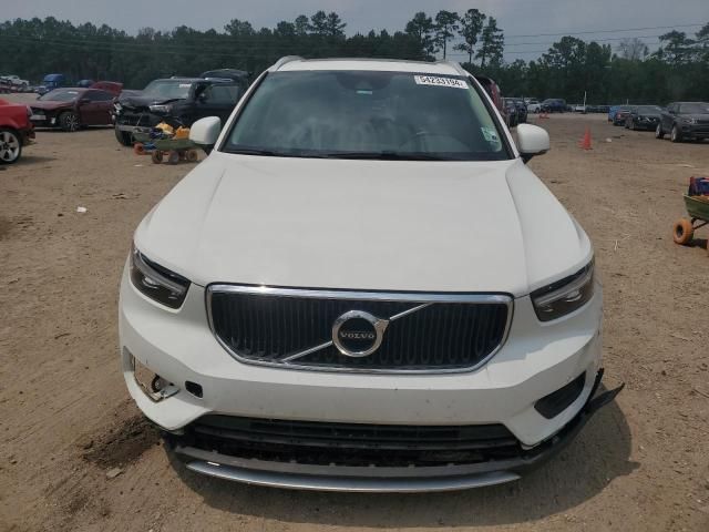 2020 Volvo XC40 T5 Momentum