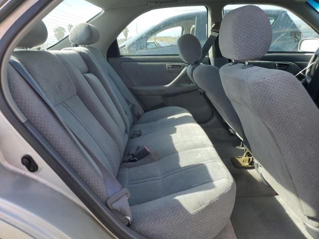 2001 Toyota Camry LE