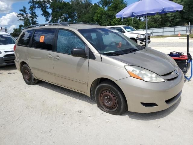 2010 Toyota Sienna CE