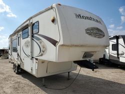 Salvage trucks for sale at Des Moines, IA auction: 2009 Montana Travel Trailer