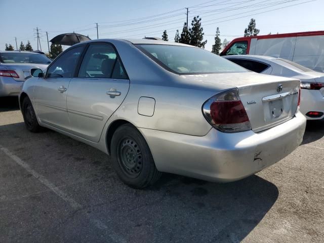 2005 Toyota Camry LE