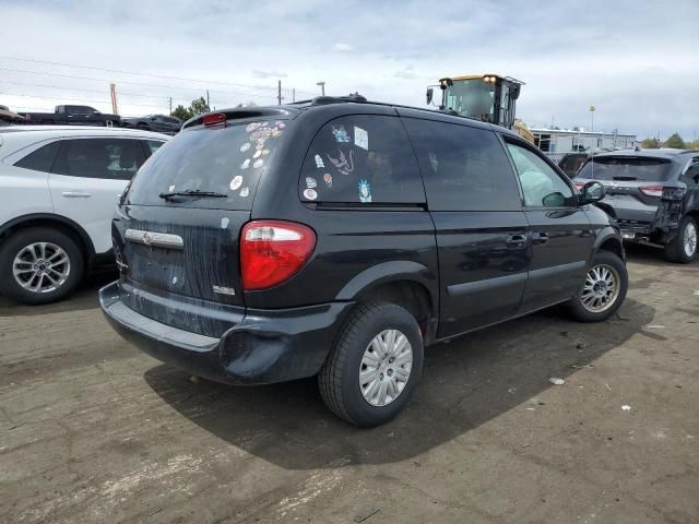 2005 Chrysler Town & Country