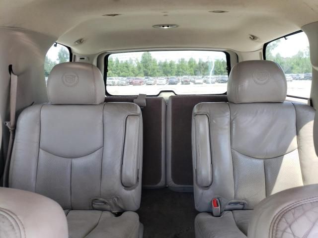 2004 Cadillac Escalade Luxury