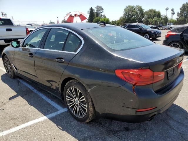 2019 BMW 530E