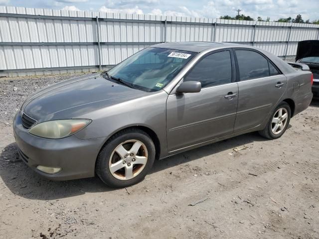 2004 Toyota Camry SE