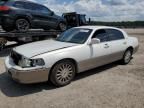 2003 Lincoln Town Car Signature