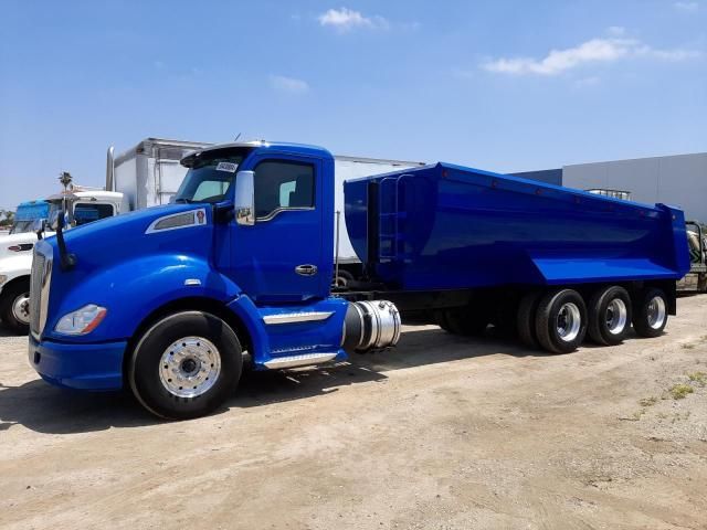 2019 Kenworth Construction T680