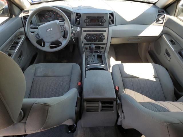 2005 Jeep Grand Cherokee Laredo