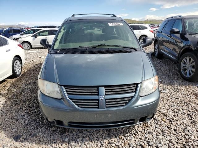 2005 Dodge Grand Caravan SXT