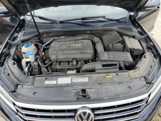 2017 Volkswagen Passat SE