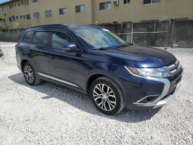 2016 Mitsubishi Outlander SE