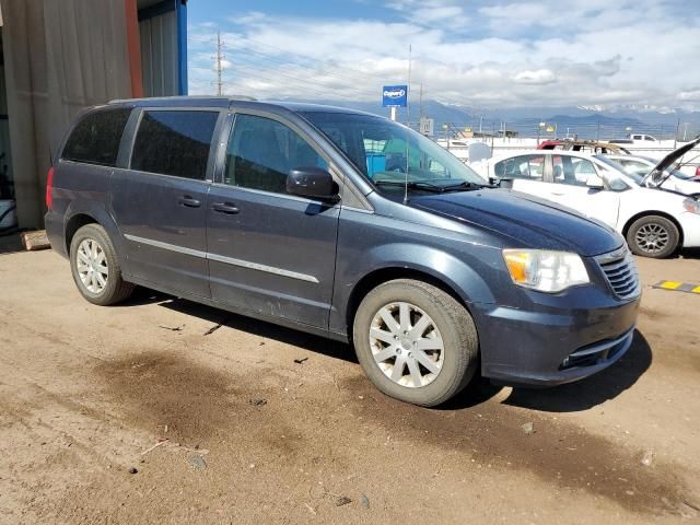 2014 Chrysler Town & Country Touring