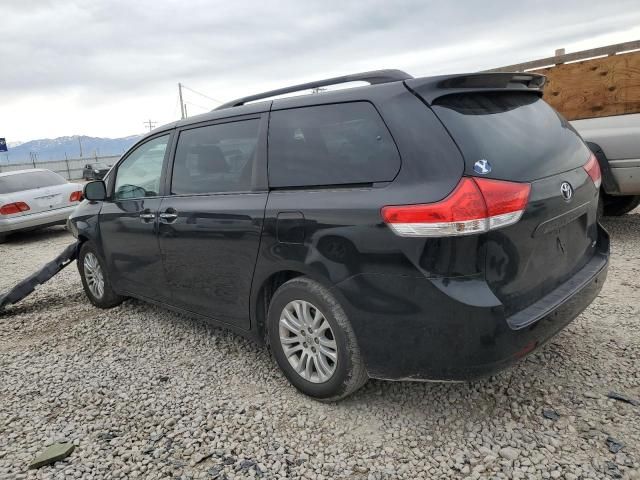 2014 Toyota Sienna XLE